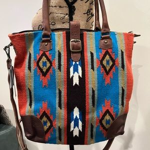 NWT Large American Darling Blanket bag.